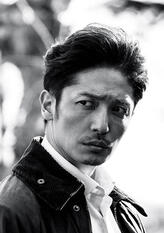 中冈祐二