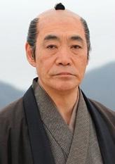 槚户角之进