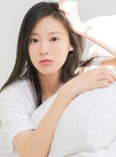 周萌
