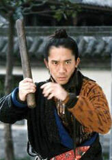 李一龙